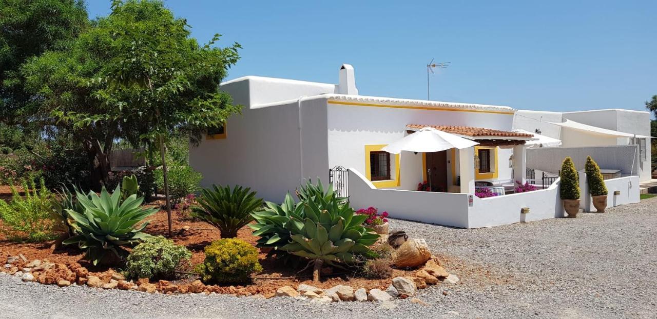 Can Jaume Guillem Sant Carles de Peralta Exterior photo